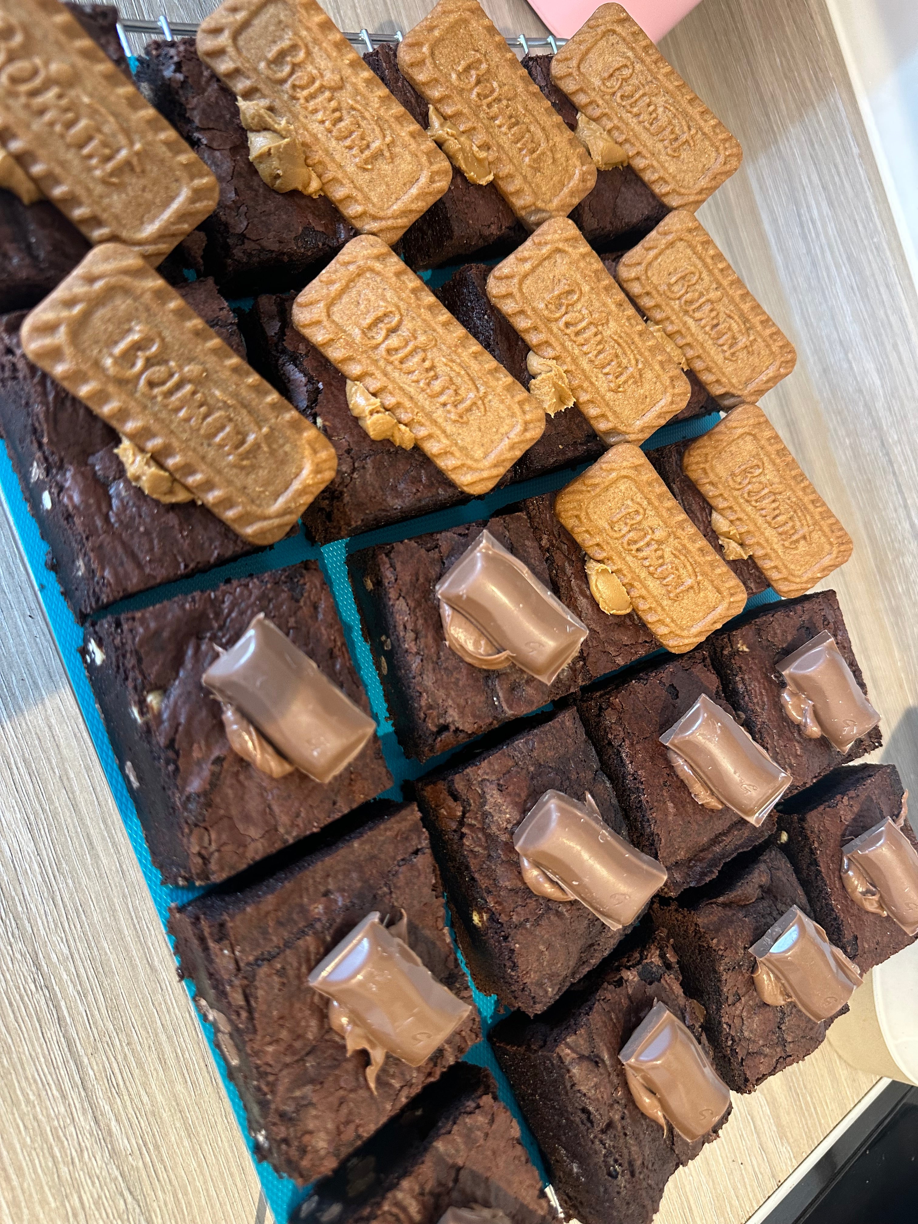 Chocolate fudge brownies