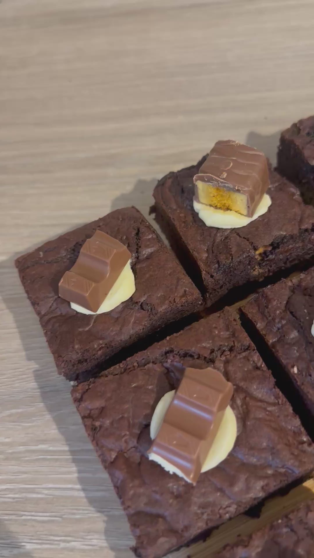 Chocolate fudge brownies